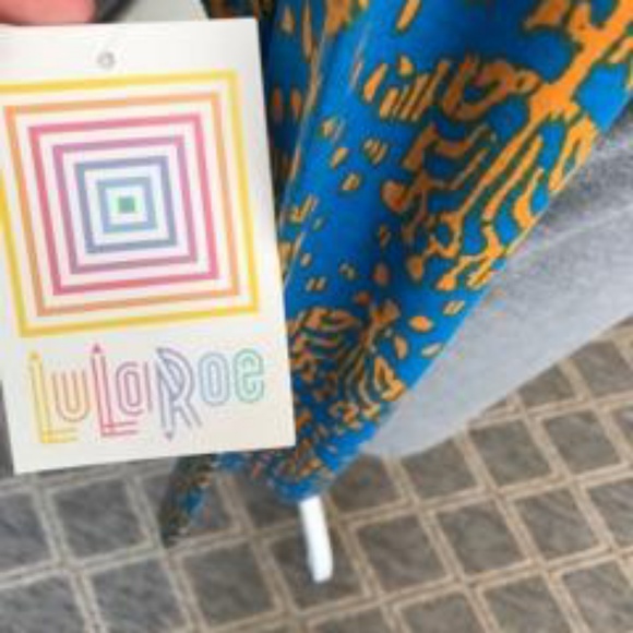 2 NWT Lula roe randy shirts - Picture 8 of 8